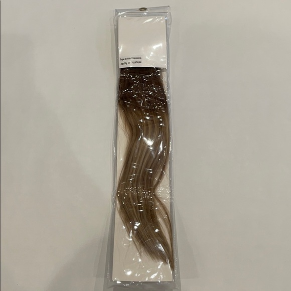 Sunny Hair Tape in Human Hair Extensions - Picture 4 of 9